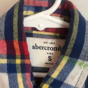Abercrombie & Fitch boys shirts small